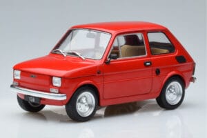 Fiat 126 Червен MCG 1:18 MCG18323 Метал