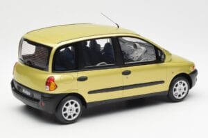 Fiat Multipla Жълт Otto 1:18 OT1047 Смола — снимка 2 от 6