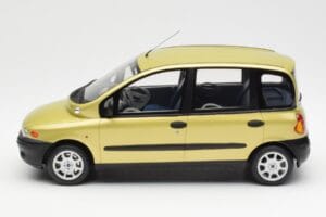 Fiat Multipla Жълт Otto 1:18 OT1047 Смола — снимка 3 от 6