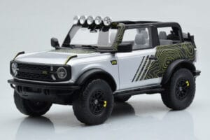 Ford Bronco RTR Iconic Сребрист GT Spirit 1:18