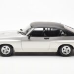 Ford Capri Mk2 X-Pack Сребрист MCG 1:18 - image 3 of 6