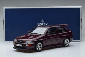 Ford Escort RS Cosworth Лилаво Norev 1:18 182778 Метал — снимка 6 от 6