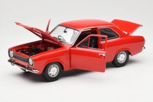 Ford Escort Mk1 RHD Червен Minichamps 1:18 150081070 Метал — снимка 2 от 8