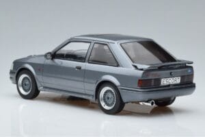 Ford Escort Mk4 RS Turbo S Сив MCG 1:18 MCG18272 Метал — снимка 5 от 6