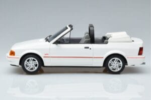 Ford Escort Mk4 XR3i Кабриолет Otto 1:18 OT398 Смола — снимка 3 от 6