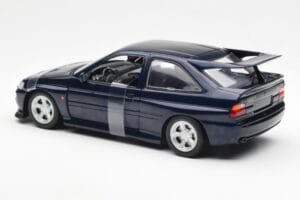 Ford Escort RS Cosworth Син Metallic UT Models 1:18 180082101-R1 Метал — снимка 4 от 6