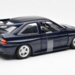 Ford Escort RS Cosworth Син Metallic UT Models 1:18 - image 5 of 6