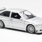 Ford Escort RS Cosworth Гражданска Версия Сребрист UT Models 1:18 - image 6 of 6