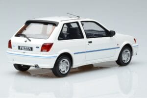 Ford Fiesta Mk3 XR2i Otto 1:18 OT967 Смола — снимка 2 от 6