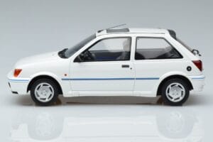 Ford Fiesta Mk3 XR2i Otto 1:18 OT967 Смола — снимка 3 от 6