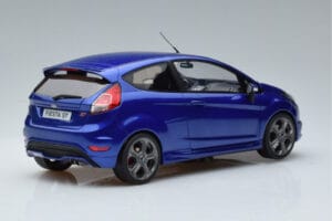 Ford Fiesta ST Mk7 Синьо Otto 1:18 OT403 Смола — снимка 2 от 6