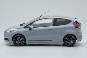 Ford Fiesta ST2000 Сив Otto 1:18 OT985 Смола — снимка 3 от 6