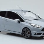 Ford Fiesta ST2000 Сив Otto 1:18 - image 4 of 6