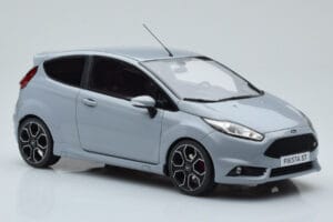 Ford Fiesta ST2000 Сив Otto 1:18 OT985 Смола — снимка 4 от 6