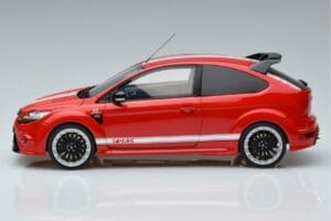 Ford Focus Mk2 RS Le Mans Червен Otto 1:18 OT1007 Смола — снимка 3 от 6