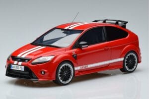 Ford Focus Mk2 RS Le Mans Червен Otto 1:18 OT1007 Смола