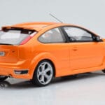 Ford Focus Mk2 ST 2.5 Electric Оранжев Otto 1:18 - image 2 of 6