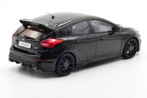Ford Focus RS Mk3 Черен Otto 1:18 OT950 Смола — снимка 2 от 8