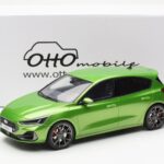 Ford Focus Mk5 ST Phase 2 Mean Зелен Otto 1:18 - image 6 of 6