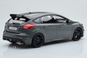 Ford Focus RS Mk3 Stealth Сив Otto 1:18 OT779 Смола — снимка 2 от 6