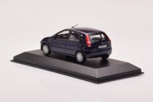 Ford Fusion Син Minichamps 1:43 403082205 Метал — снимка 3 от 4