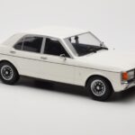 Ford Granada Mk1 Бял MCG 1:18 - image 4 of 6