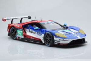 Ford GT Chip Ganassi Racing UK #67 M. Franchitti / A. Priaulx / H. Tincknell 24 Hours of Le Mans 2016 Minichamps 1:18 1551686 — снимка 4 от 6