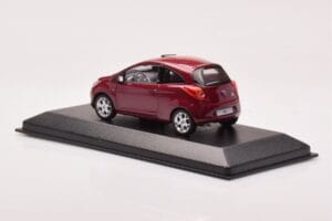 Ford Ka Mk2 Лилав Minichamps 1:43 433088202 Метал — снимка 3 от 4
