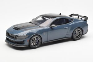Ford Mustang Dark Horse Vapor Син Metallic GT Spirit 1:18
