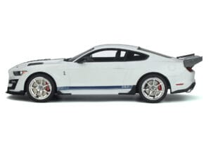 Ford Mustang Shelby GT500 S550 Dragon Snake Бял GT Spirit 1:18 GT306 Смола — снимка 3 от 5