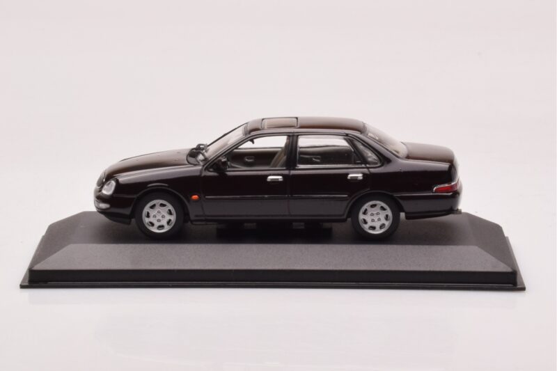 Ford Scorpio Черен Minichamps 1:43