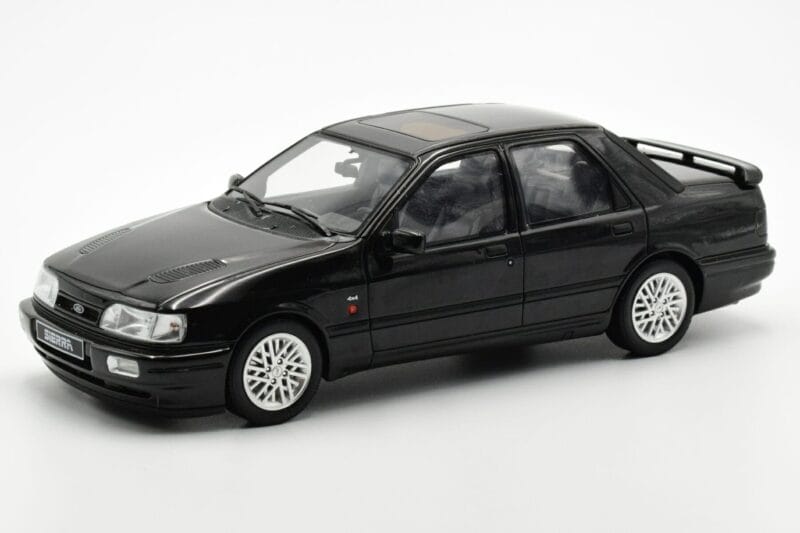 Ford Sierra Sapphire RS Cosworth 4x4 Otto 1:18 OT854B Смола
