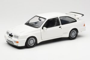 Ford Sierra RS RHD Бял Minichamps 1:18