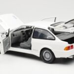 Ford Sierra RS RHD Бял Minichamps 1:18 - image 5 of 8