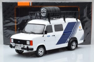 Ford Transit Mk2 Van Team Ford Rally Assistance IXO 1:18 18RMC058XE Метал — снимка 6 от 6