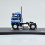 Freightliner COE Син Бял IXO 1:43 - image 2 of 4
