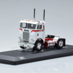Freightliner COE Бял IXO 1:43 TR128