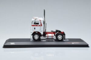Freightliner COE Бял IXO 1:43 TR128 Метал — снимка 3 от 6