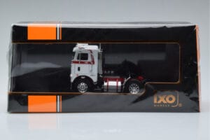 Freightliner COE Бял IXO 1:43 TR128 Метал — снимка 6 от 6