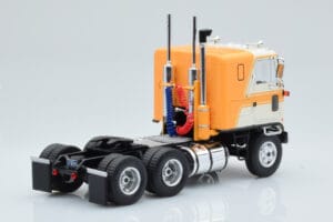 GMC Astro 95 Бежов Бял IXO 1:43 TR167 Метал — снимка 2 от 5