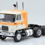 GMC Astro 95 Бежов Бял IXO 1:43