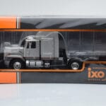 GMC General SBFA Сребърен IXO 1:43 - image 6 of 6