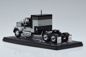 GMC General Сребрист Черен IXO 1:43 TR117 Метал — снимка 5 от 6