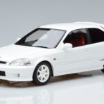 Honda Civic Type R EK9 Бял Otto 1:18 OT264 Смола