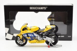 Honda RC211V Pramac Pons #3 M. Biaggi MotoGP 2003 Minichamps 1:12 122037103 Метал — снимка 4 от 4