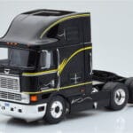 International Eagle Cabover Черен IXO 1:43