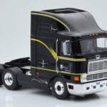 International Eagle Cabover Черен IXO 1:43 - image 3 of 5