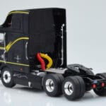 International Eagle Cabover Черен IXO 1:43 - image 4 of 5