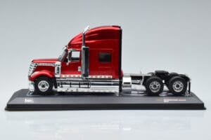 International Lonestar Червен IXO 1:43 TR103 Метал — снимка 3 от 6