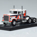 International Transtar 4300 Бял IXO 1:43